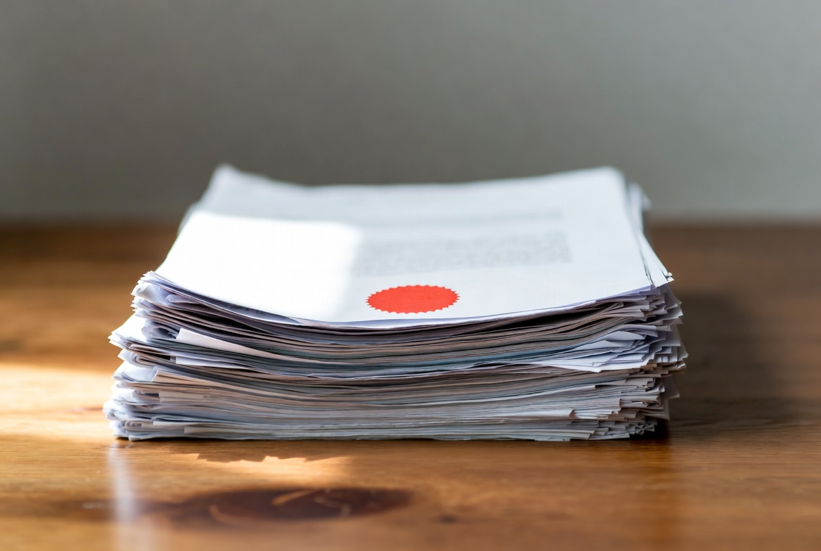 China Tightens E-Cig Rules Draft Caps Capacity to Curb Overproduction